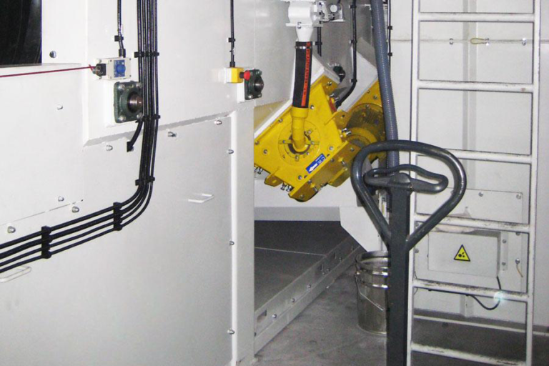 Disa-wire-mesh-belt-conveyor-shot-blasting-machine42